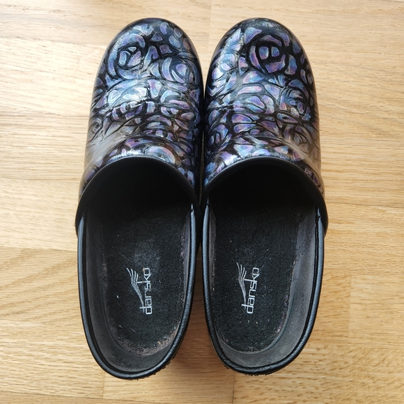 Danskos - Picture 8 of 14